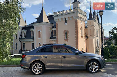 Седан Audi A3 2015 в 