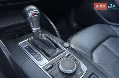 Седан Audi A3 2015 в 
