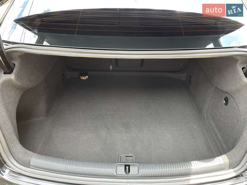 Седан Audi A3 2015 в Черновцах