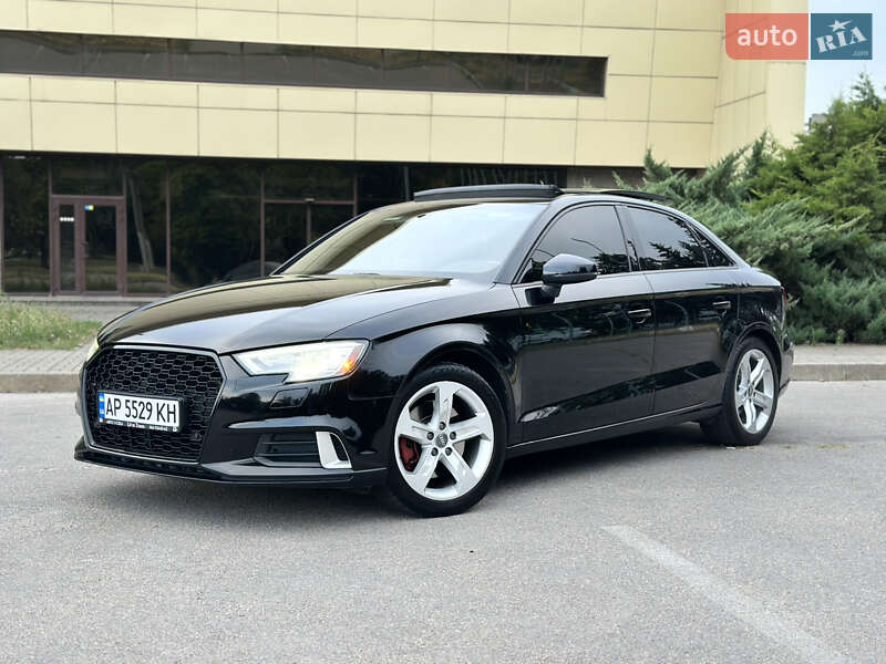 Седан Audi A3 2017 в Запорожье