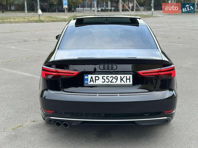 Седан Audi A3 2017 в Запорожье