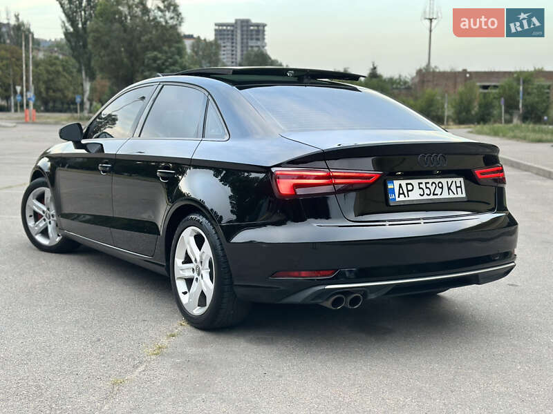 Седан Audi A3 2017 в Запорожье