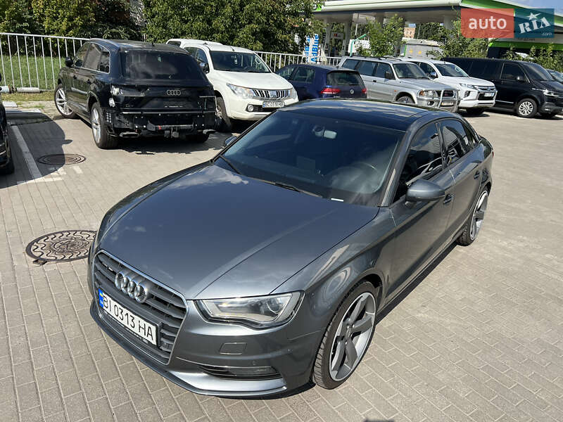 Седан Audi A3 2016 в Полтаві