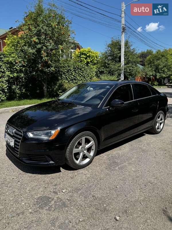 Седан Audi A3 2014 в 