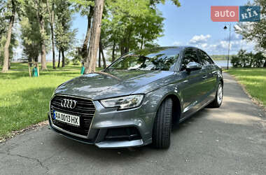 Седан Audi A3 2018 в 