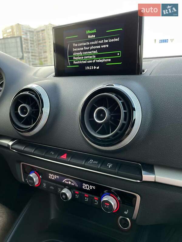 Седан Audi A3 2015 в Тернополе