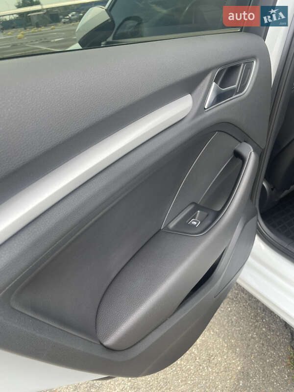 Седан Audi A3 2016 в Киеве фото 28 Седан Audi A3 2016 в Киеве