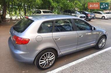 Хэтчбек Audi A3 2006 в 
