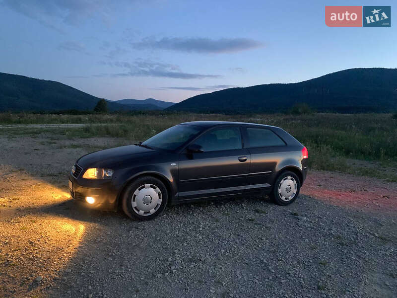 Хетчбек Audi A3 2004 в Долині