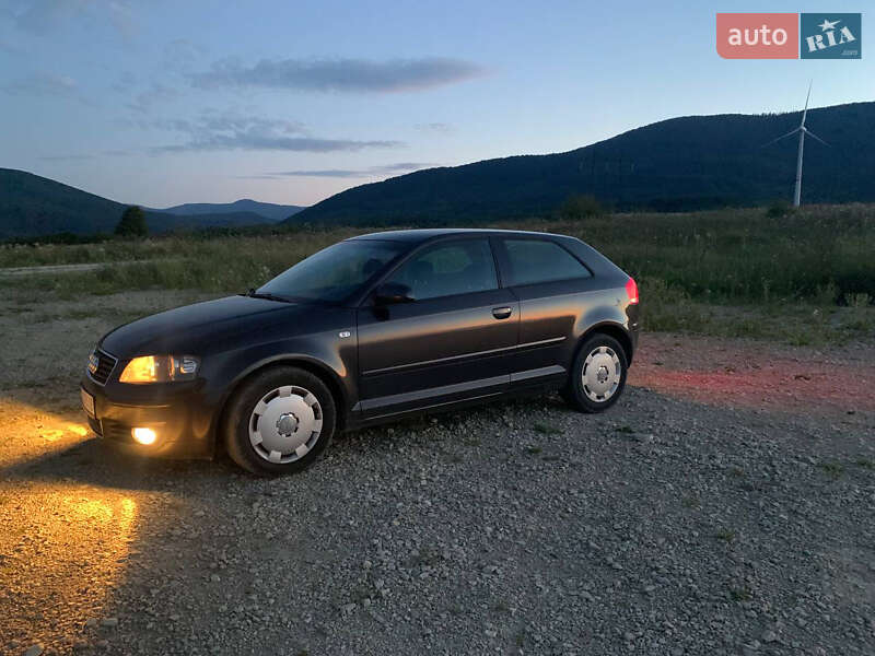Хетчбек Audi A3 2004 в Долині