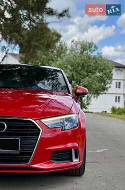 Седан Audi A3 2016 в 