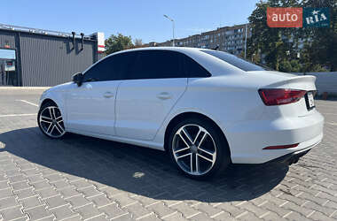 Седан Audi A3 2019 в Кривом Роге