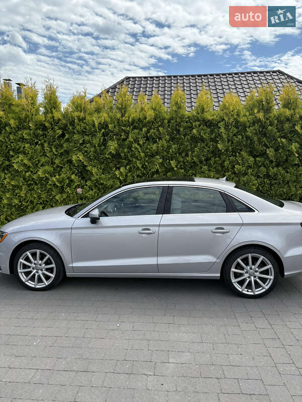 Седан Audi A3 2014 в Львове
