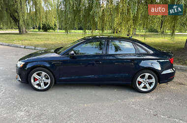 Седан Audi A3 2017 в 