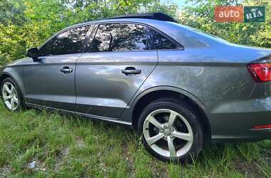 Седан Audi A3 2014 в 