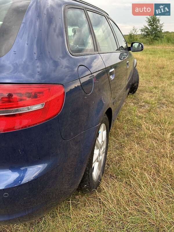 Хэтчбек Audi A3 2011 в Киверцах