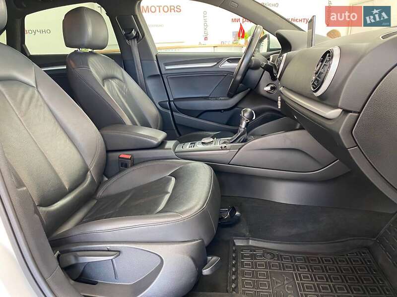 Седан Audi A3 2015 в Києві