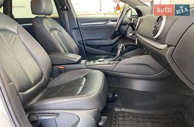 Седан Audi A3 2015 в 
