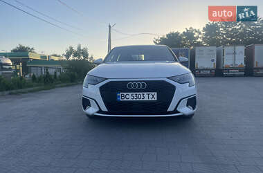 Седан Audi A3 2021 в 