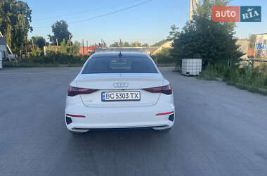 Седан Audi A3 2021 в 