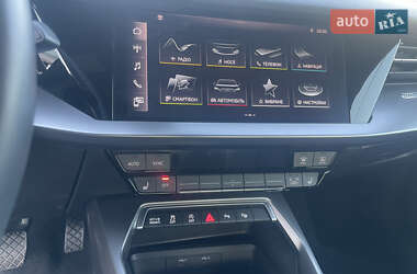 Седан Audi A3 2021 в 