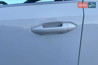 Седан Audi A3 2021 в 