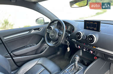 Седан Audi A3 2015 в Виннице