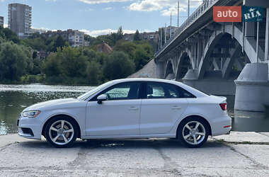 Седан Audi A3 2015 в 