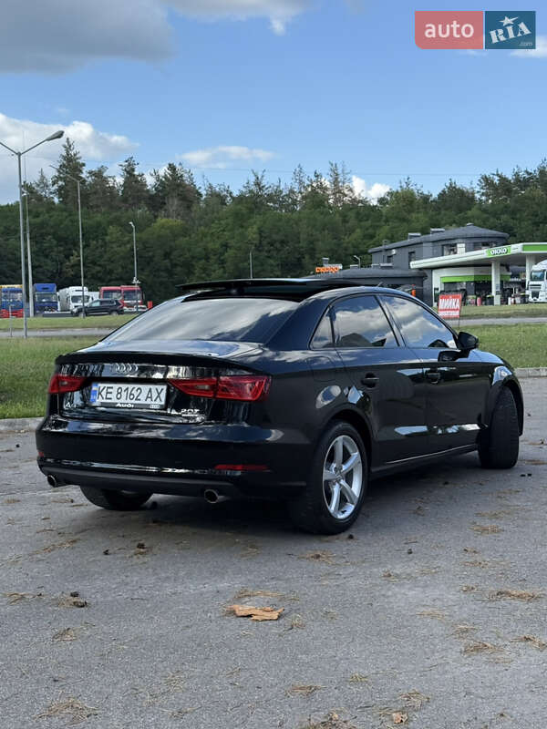 Седан Audi A3 2015 в Харькове