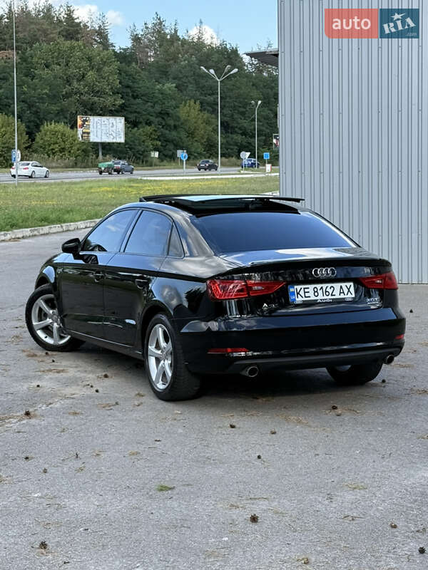 Седан Audi A3 2015 в Харькове