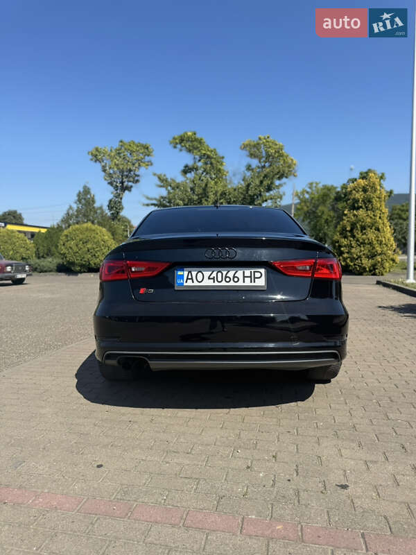 Седан Audi A3 2014 в Виноградове