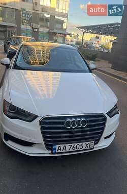 Седан Audi A3 2015 в 
