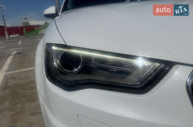 Седан Audi A3 2015 в 