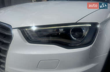 Седан Audi A3 2015 в 