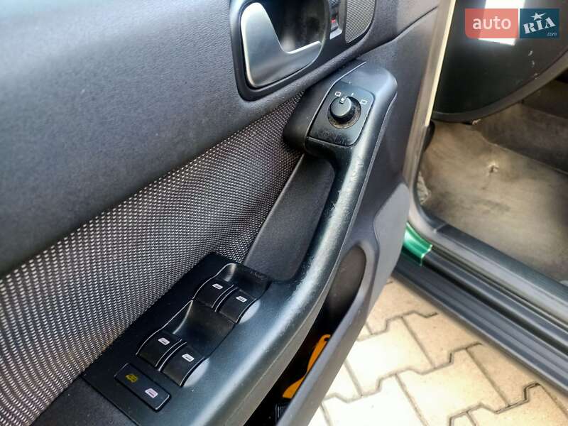 Хетчбек Audi A3 2001 в Надвірній