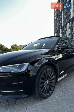 Хэтчбек Audi A3 2015 в Кропивницком