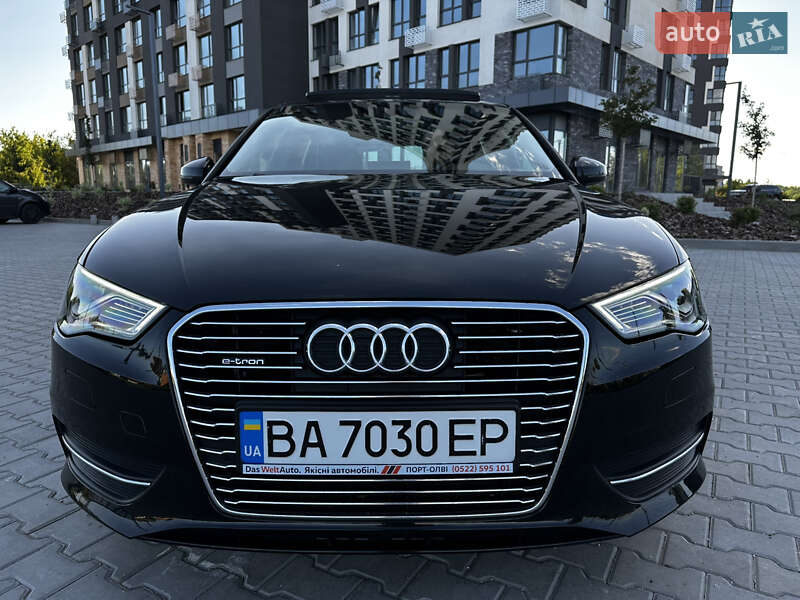 Хетчбек Audi A3 2015 в Кропивницькому
