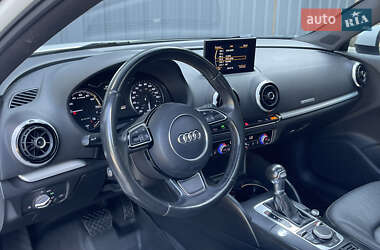 Хэтчбек Audi A3 2016 в 