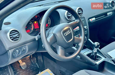 Хэтчбек Audi A3 2007 в 