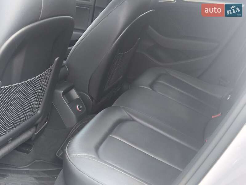 Седан Audi A3 2016 в Киеве