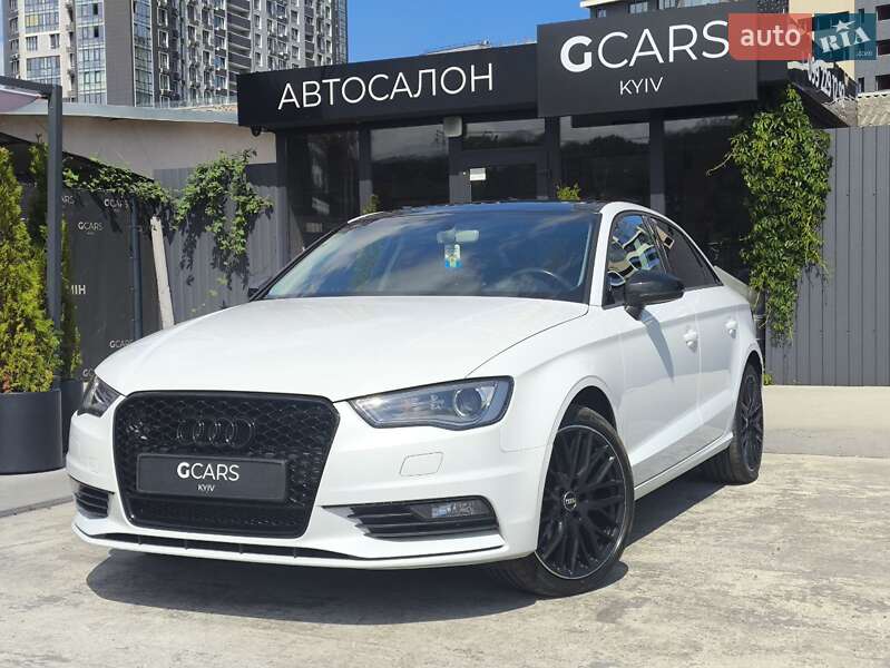Седан Audi A3 2016 в Киеве