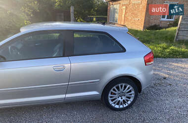 Хэтчбек Audi A3 2006 в 