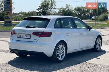 Хэтчбек Audi A3 2015 в 
