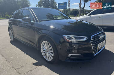 Хэтчбек Audi A3 2016 в 