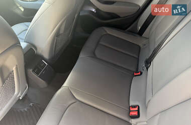 Хэтчбек Audi A3 2016 в 