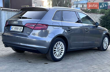Хэтчбек Audi A3 2015 в 