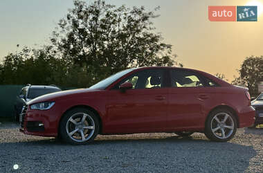 Седан Audi A3 2016 в 