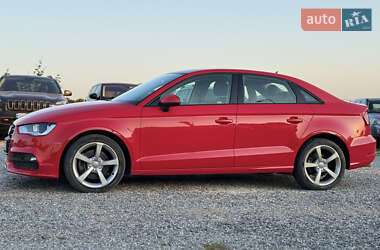 Седан Audi A3 2016 в 