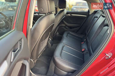 Седан Audi A3 2016 в 