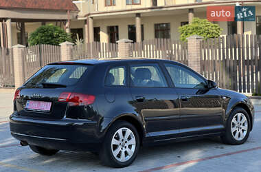 Хэтчбек Audi A3 2005 в 